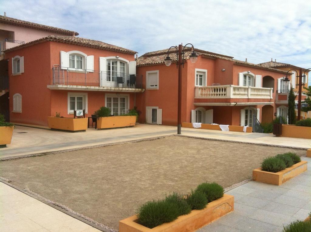 Maison Dans Resort & Spa กัลลิออง ภายนอก รูปภาพ
